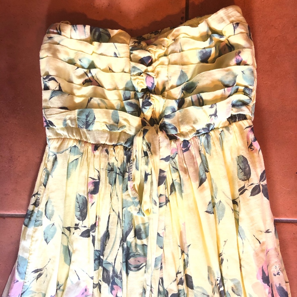 The perfect brunch dress - Picture 2 of 4